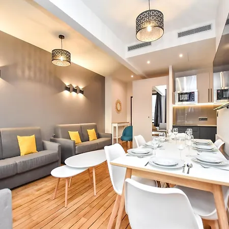 Authentic - 2br 8p - Near Opera Garnier *