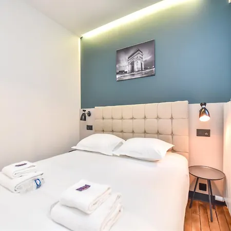 Authentic - 2br 8p - Near Opera Garnier Parijs