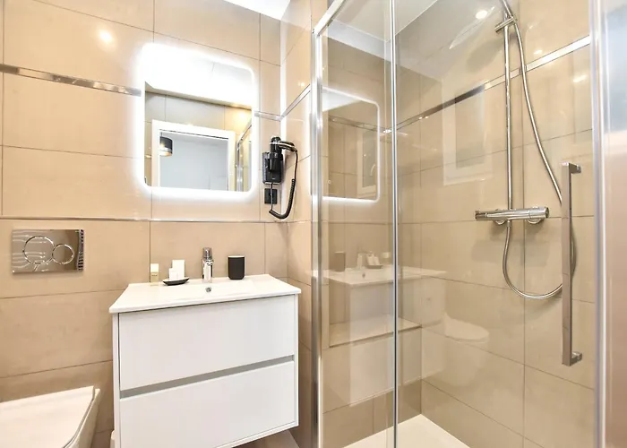 Authentic - 2br 8p - Near Opera Garnier Apartamento