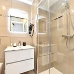 Authentic - 2br 8p - Near Opera Garnier Apartament