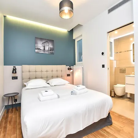 Authentic - 2br 8p - Near Opera Garnier Apartament Paryż